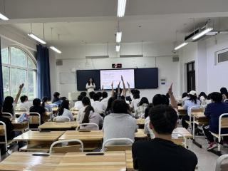 瑞众保险山东分公司淄博中支开展“7.8全国保险公众宣传日”进校园主题宣教活动