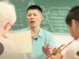 教育家精神万里行｜华桂明：甘作“音乐盲杖”点亮盲童音乐梦