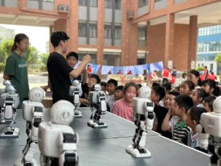 泰安市泰山区第二实验学校：科技赋能成长 人文奠基未来