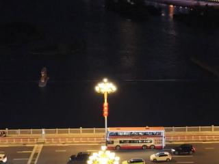 刀郎走了！“八楼的二路汽车”仍然爆棚，大美临沂的夜景让人流连忘返