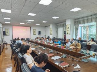 乌当区委老干部局召开“七一”主题座谈会