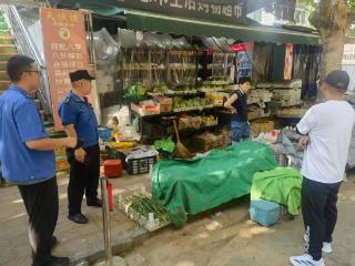 东风街道：“历接历办”解民忧 合力整治保畅通