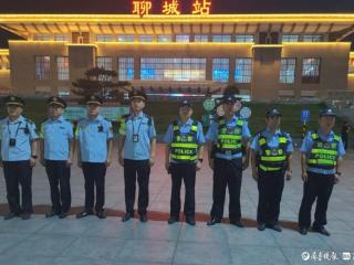 聊城：交通公安联合夜查，筑牢暑期两站安全防线