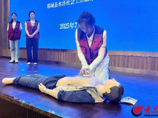 郓城“青鸟”岗前充电 返乡学子蓄势待发