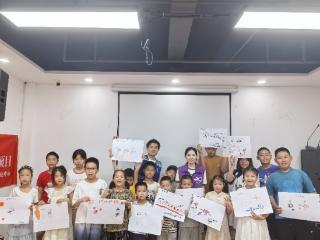 当纳米“小超人”遇上生命科学：爱助课堂解锁微观世界新密码