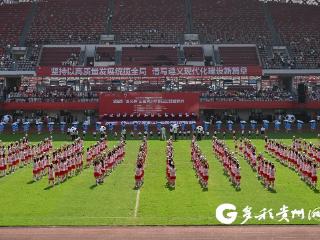 “百队千场”足球青训夏季“连”赛 | 2025“遵义杯”全国青少年校园足球邀请赛鸣哨开赛
