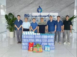 泰安市自来水公司开展“夏日送清凉，防暑保安康”慰问活动