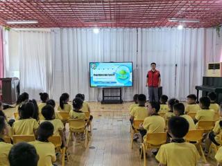 守护夏日健康！宁阳县第一人民医院开展防暑宣传活动，为村民撑起“清凉伞”