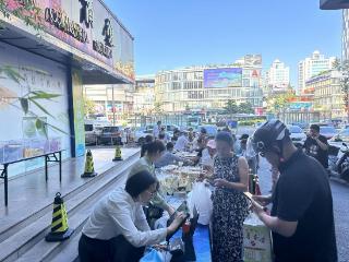 果然财经|星级酒店摆外卖，精致与烟火碰撞出怎样的消费新场景？
