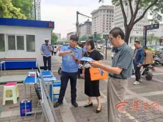 优秀民警李文智：独居老人的“1号键” 小巷街坊的“定心丸”