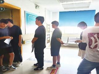 漕湖人民医院有序开展2025年下半年征兵初检工作