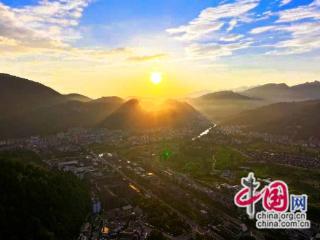 张家界市武陵源区：以平安为钥解锁发展新蓝图