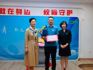 东河边现场课鲜活又有趣，青蓝学子种下“暑期防溺水”安全种子