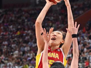 合则天下无双！张子宇、韩旭合砍36分，中国女篮91：69韩国