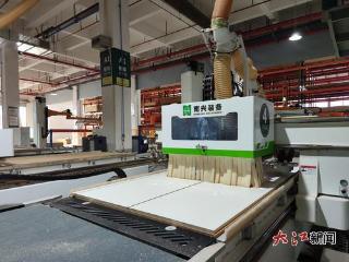 南康家具产业集群去年产值突破2800亿元