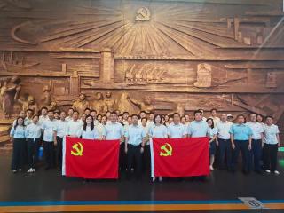 山东移动日照东港分公司组织参观山东港口警示教育基地