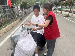 李营街道薛口社区开展暑假学生防诈骗宣传活动
