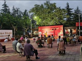 文化惠民乐万家——“一村一年一场戏”走进北集坡街道沙家洪沟村