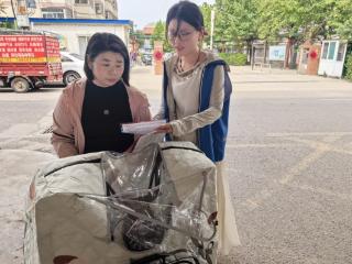 南苑街道南苑社区开展劳动力调查宣传进社区活动