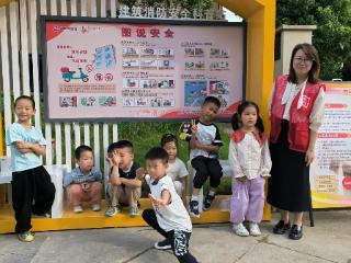 文荟苑社区搭建多元化平台共绘青少年成长新画卷
