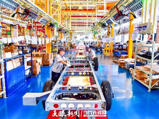 G视觉·企业行｜从贵州到全球：这家车企靠电动商用车“圈粉”50国