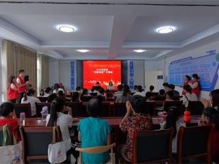 惠民县麻店镇：“滨滨学堂”点亮社区儿童缤纷暑假