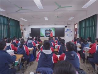 浙江海宁：“香溢”志愿普法 守护少年星辰