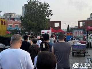 众点关注 | 火了！东营多家老牌酒店上街摆摊！市民排队尝鲜