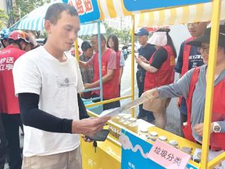 兴浦社区：分类新风拂集市，旧书换物惠邻里