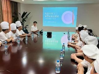 昆山市市场监管局守护“食”安杜绝“舌尖浪费”