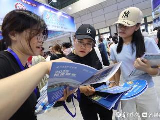 面对面交流机会难得，山东高职（专科）高招会助力升学之路
