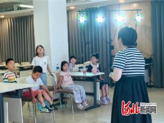 秦皇岛市北戴河区图书馆举办公益朗诵培训课