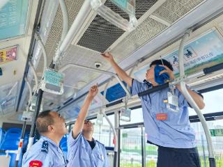 高温排查保车况 清凉舒适护出行