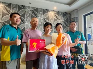 北大、清华通知书送达！十堰开启高考录取通知书派送