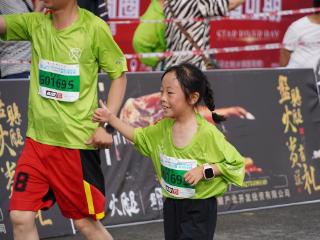 琪遇记·六马特辑｜和新老朋友一起打卡19℃的马拉松 Run with friends old and new, soaking in the 19℃ marathon!