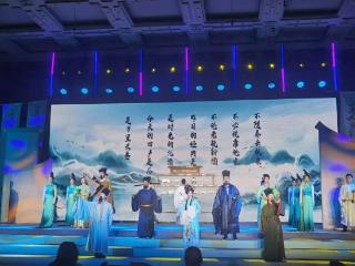 “秀山丽水·飞越梦想”国际诗会在浙江丽水举行