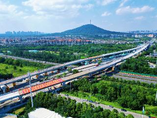 合肥南二环西延工程3、4标段桥梁主体全线合龙