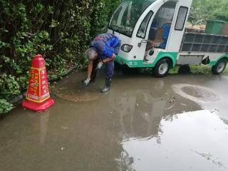 文化社区 | 泰山区徐家楼街道徐家楼社区：汛期疏通管道 守护家园“脉络”