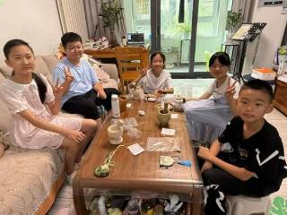 济南高新区凤凰路小学学生体验非物质文化遗产 让古老智慧在指尖焕发新生