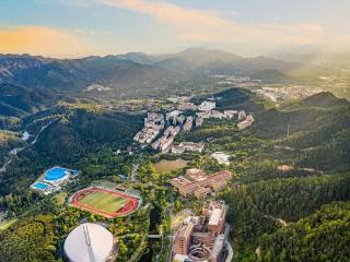 金螳螂 ▏大学校园，新生美学第一课
