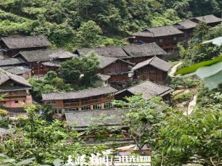 贵州轻工职业大学赋能国家级非遗产品焕新彩