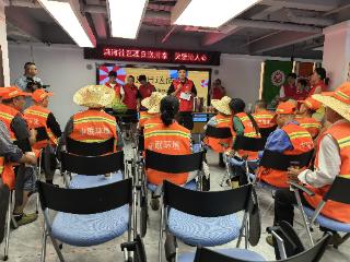 ﻿六安一社区延续多年公益承诺，入伏送出三份清凉“解暑方”