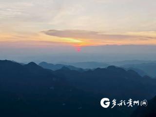 汇川：娄山关景区延长运营 日夜精彩无缝衔接