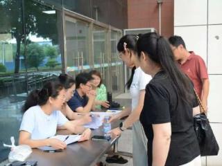 录取火爆！济南市莱芜职业中等专业学校顺利组织2025年招生报到工作