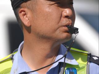 热浪滚烫的“手”护者 | 最美警色，交警蜀黍的“酱油肤”