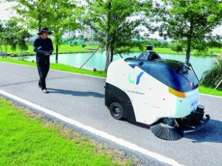 户外扫地机器人江北新区“上岗”