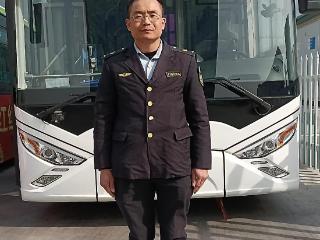 舍己救人彰显担当，大年除夕80后临沂公交司机十米高桥纵身一跃