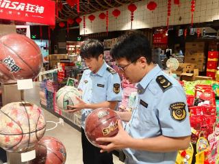 无棣县碣石山市场监管所加强体育用品市场监管