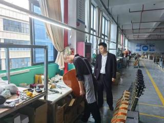 工行遵义正安支行高效助力吉他企业奏响“发展强音”