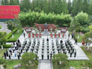 “丰碑永驻·薪火长传”，军地共同纪念张楠烈士牺牲十周年